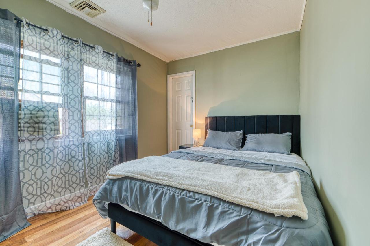 Humble Home With Free Breakfast Offered If Requested! Chicopee Exterior photo